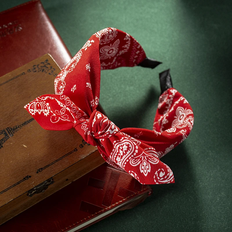 Bow-red