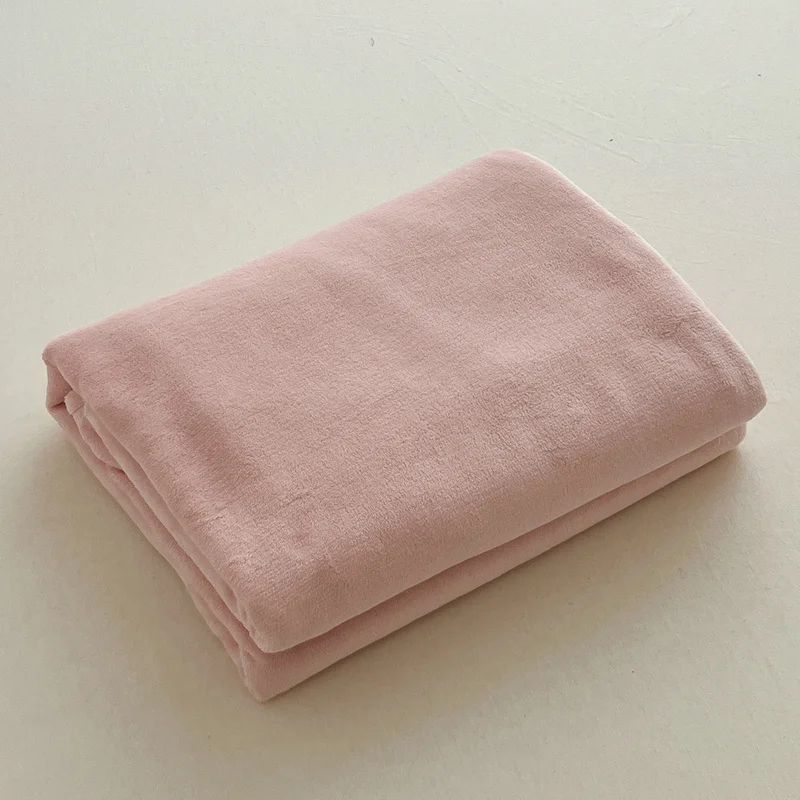 

Однотонные зимние молочные бархатные простыни кремового цвета утолщенные теплые коралловые бриллианты набор из трех предметов для односпальной кровати для студентов