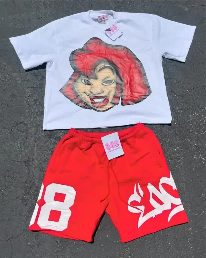 thumbnail image 1 of Conjunto de dos piezas Y2k, nueva camiseta y pantalones cortos con estampado de dibujos animados para hombres y mujeres, camiseta con estampado de algodón, pantalones cortos casuales estilo Harajuku y, 1 of 5