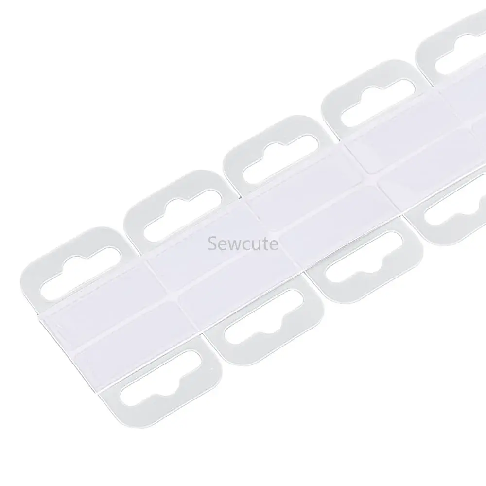 100pcs 명확한 자기 접착제 교수형 탭 후크 플라스틱 디스플레이 핸드 탭 대형 둥근 구멍 Pegboard 교수형 탭 접는 탭