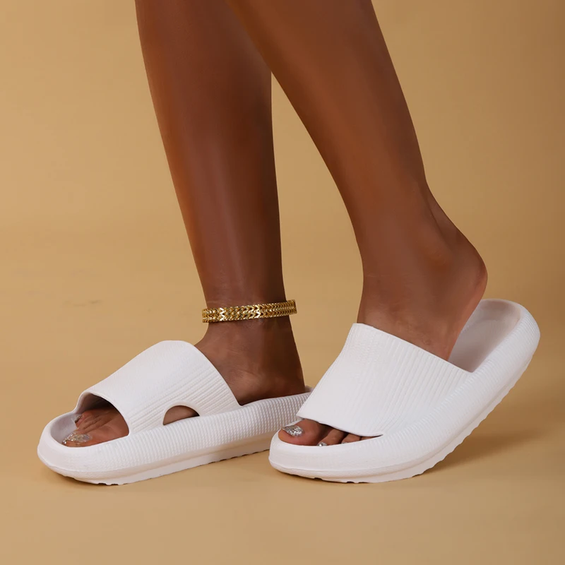 Thick Bottom Cloud Slippers for Women EVA Soft Platform Home Slides Woman Comfy Non-slip Bathroom Flip Flops Lightweight Sandals 2