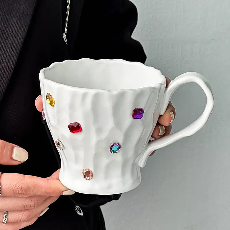 https://ae01.alicdn.com/kf/S04dc6760e6874bedb29bbc3c59e1ed1et/Creative-Acrylic-Gemstone-Inlaid-Glass-Mug-American-Modern-Silver-Plating-Process-Couple-Coffee-Cup-Office-Home.jpg