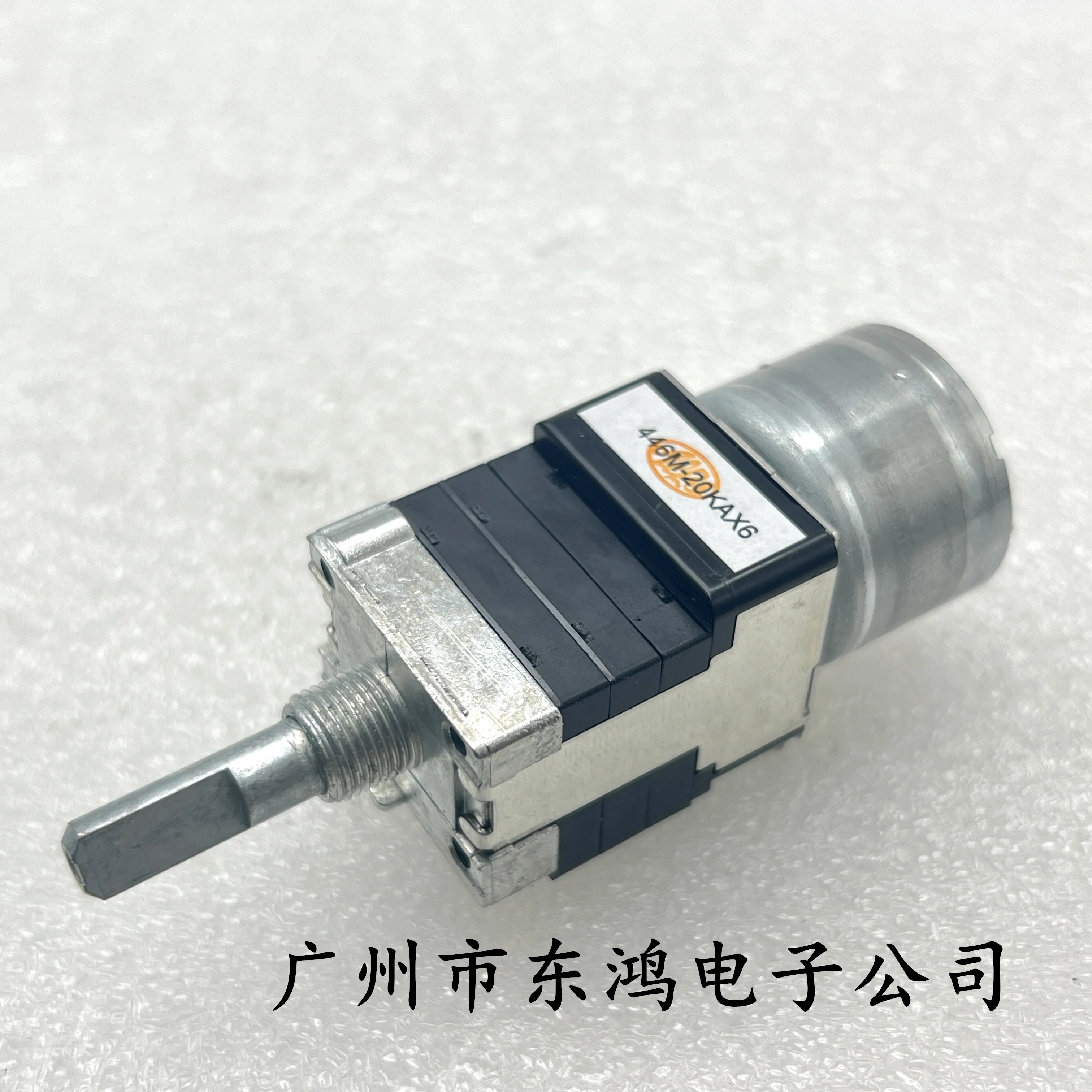 1 PCS Japanese motor potentiometer A20KX6 3-row 24 pin shaft length 25mm rotary potentiometer adjustable resistor electronic components