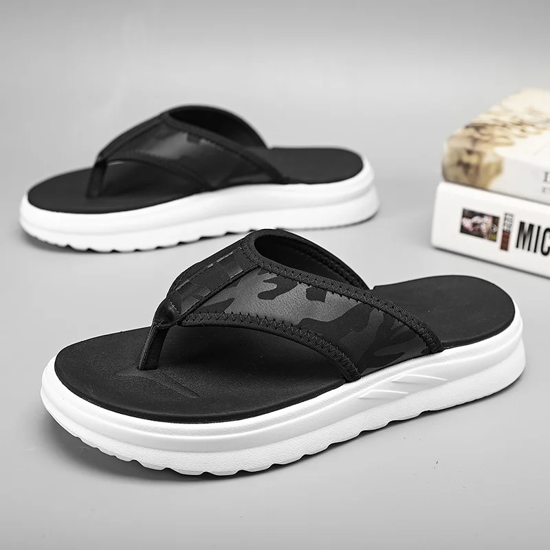 Libisevad sussid meestele Libisemisvastased mugavad libisemisvastased suvised sussid paksu tallaga sise- ja välistingimustes kasutamiseks_voghion.com