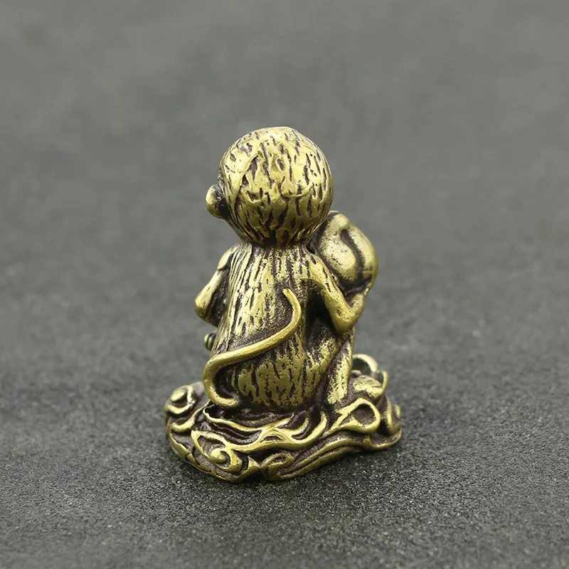 Retro Antique Solid Brass Monkey Small Ornament Retro Chinese Copper Figurines Metal Tea Pet Sun Wukong Tea Accessories
