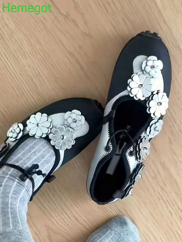 Silver Flower Ballet Dance Shoes Spring New Sweet Fashion Round Toe Shallow Flat Women Shoes Drawstring Straps Sports Shoes