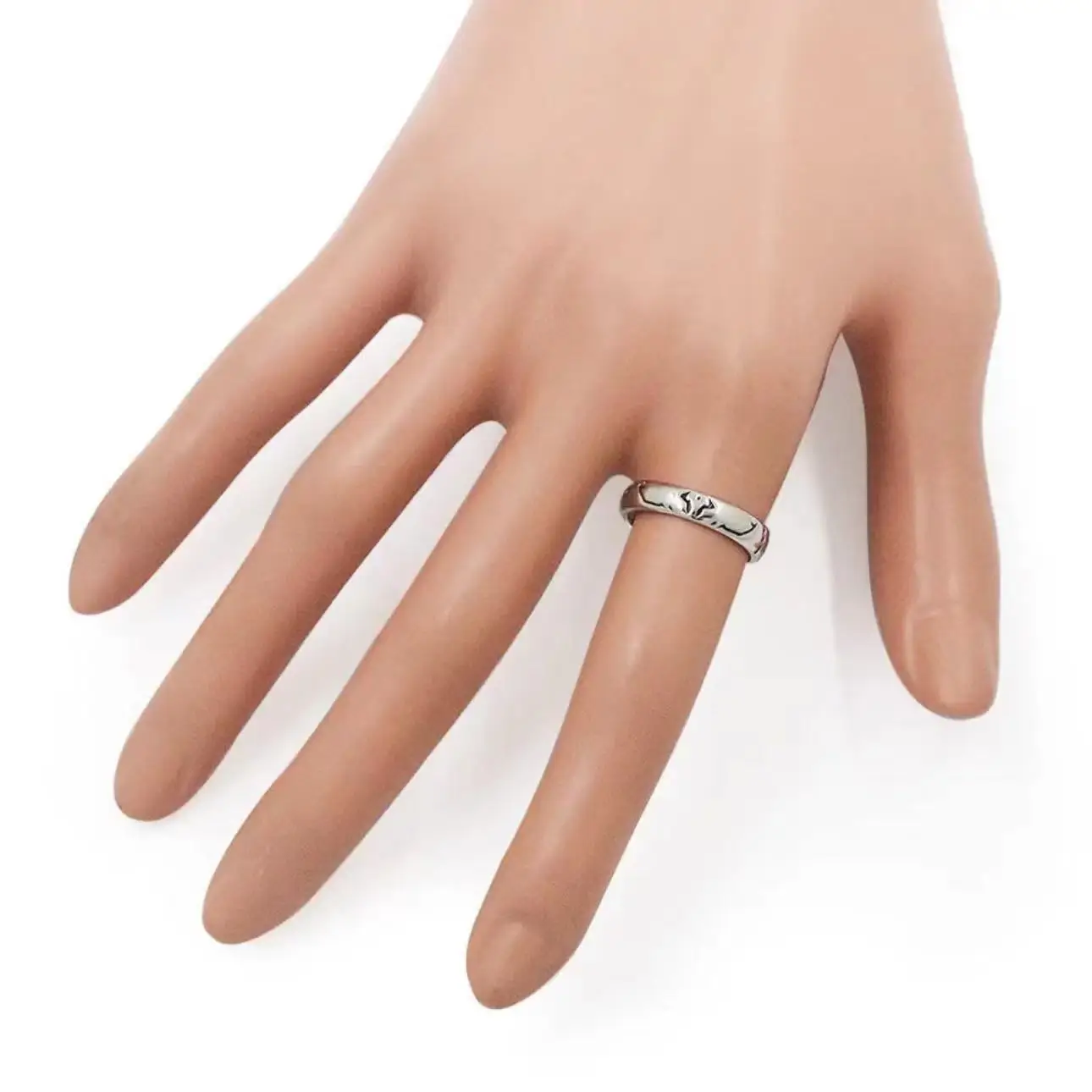 Adjustable Ring Back