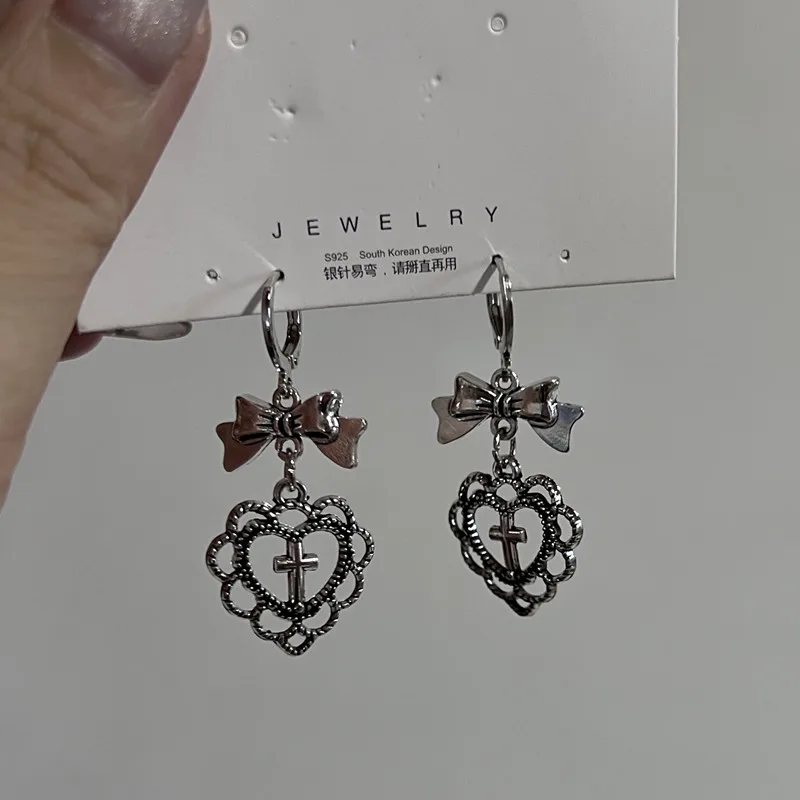 2024 Новий модний набір сережок-підвісок із бантом у формі серця для жінок Прості сережки у формі серця з білим опалом Y2K Ювелірні подарунки