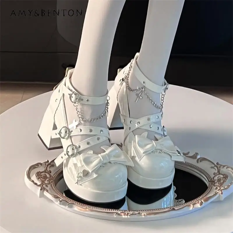 

Heavy Industry Graceful Bow Chain Pendant Cross Buckle Round Toe High Heels Sweet Lolita Heels All-Match Kawaii Leather Shoes
