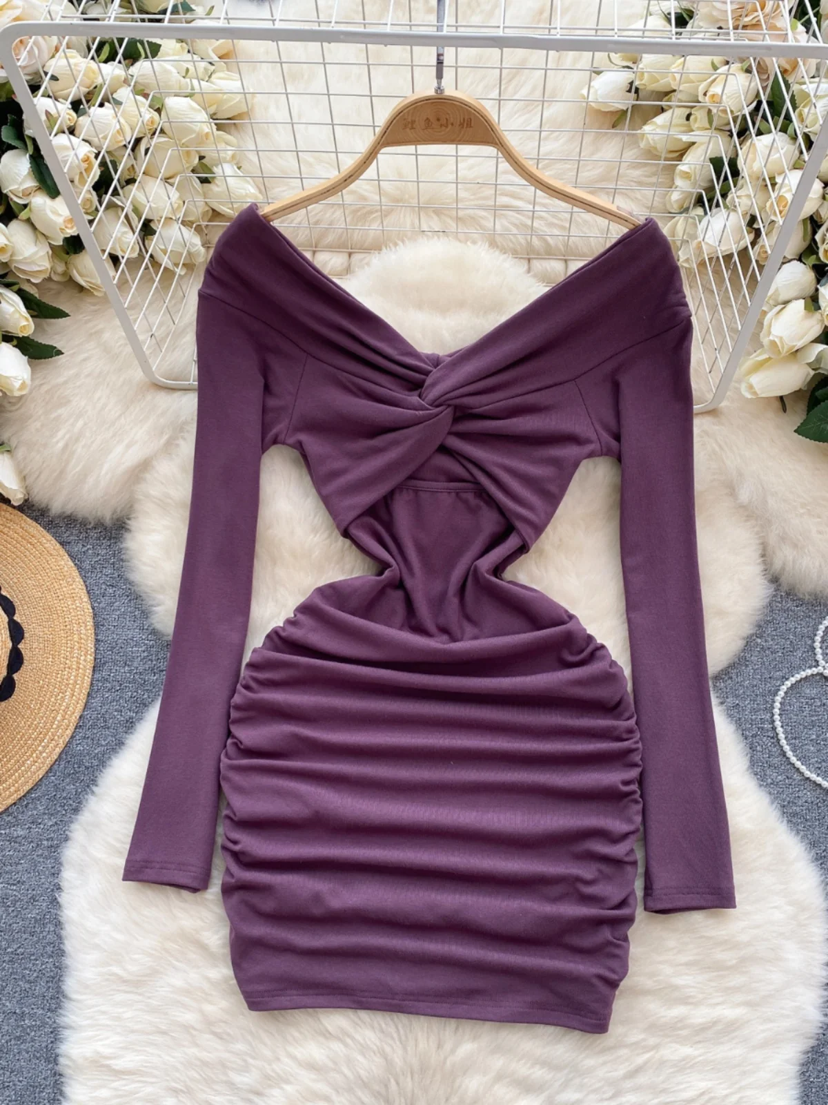 

Foamlina 2024 New Spring Long Sleeve Sexy Dress Women Streetwear Solid Twist V Neck Off Shoulder Cut Out Slim Bodycon Mini Dress