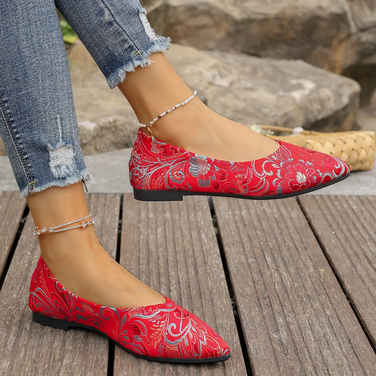 Spring Autumn Pointed Comfortable Anti Slip Casual Flat Shoes Fashionable New Style Elegant Sexy Plus Size Work Shoes for Women