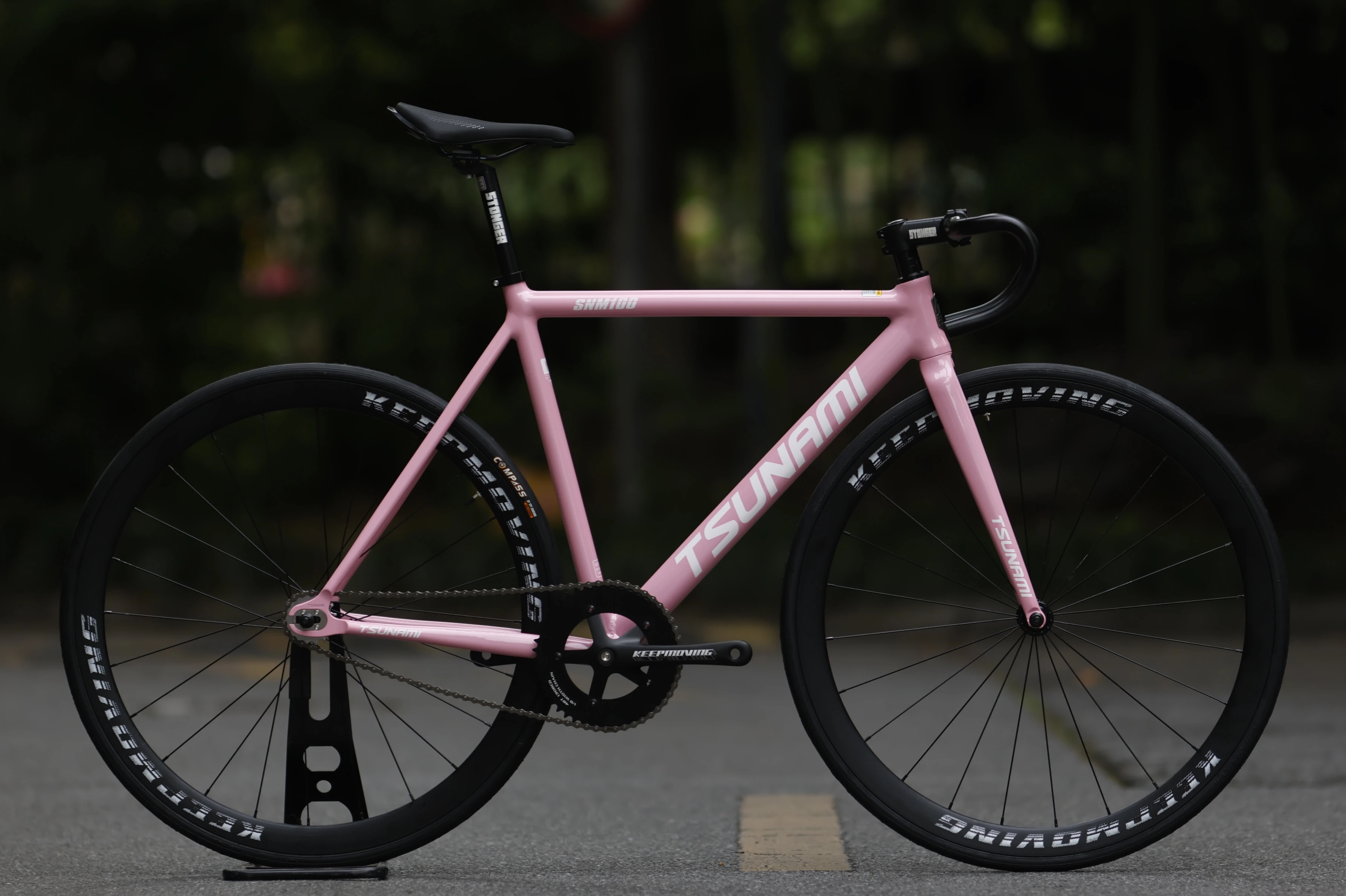 TSUNAMI snm100 新品未使用(ハンドルステム付き) TSUNAMI SNM100 Fixed Gear Bike Aluminum Alloy Frame Single