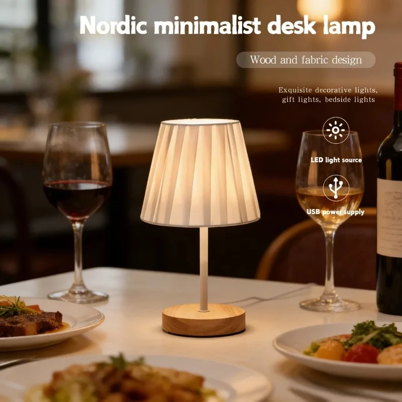 USB 빈티지 나무 침대 옆 테이블 램프 패브릭 갓 책상 램프 침실 거실 홈 장식을위한 현대 간단한 야간 조명