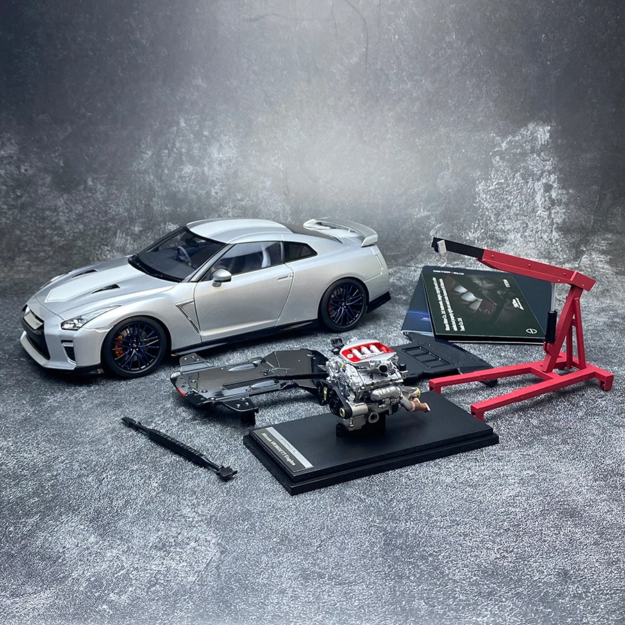 モーターヘリックス MOTORHELIX 1/18 GT-R CRS シルバー 1/18