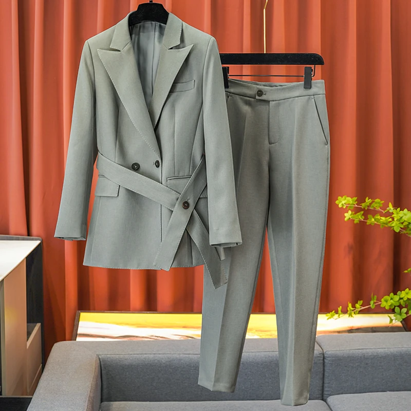

Female Executives Wear Fashionable Slim Arch Pin Blazer Cigarette Pipe Pants Commuter Suit Female 2023 Fall and Winter New