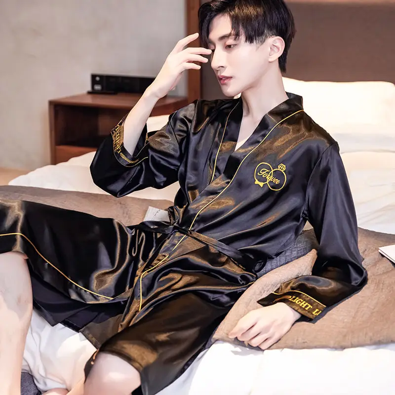 Silks Nightgown Shorts Two-piece Set Mens Kimono Robe Bathrobe Pajama Set Printed Luxury Branded Loungewear Homewear New