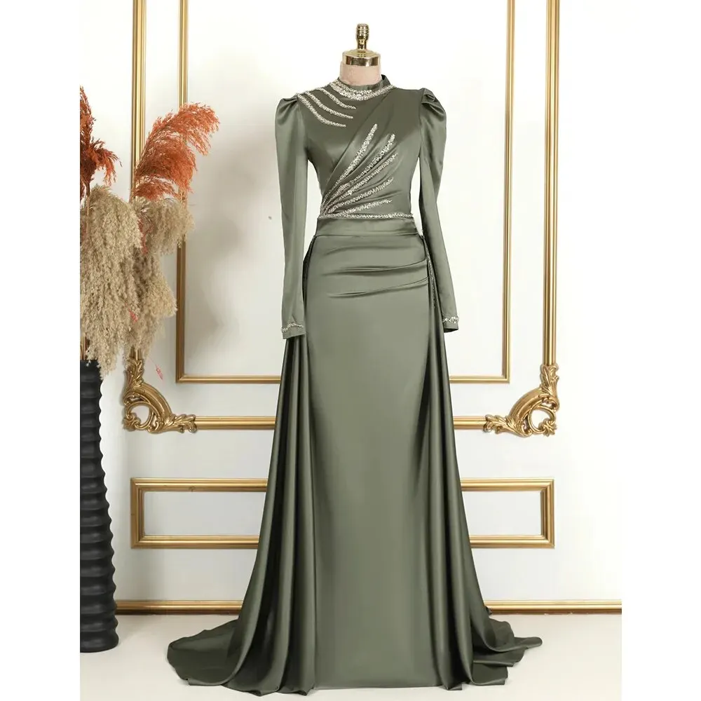 

Green Evening Dresses 2023 High Neck Full Sleeves Prom Gowns Satin With Sequined Sweep Train Mermaid فساتين مناسبة حسب الطلب