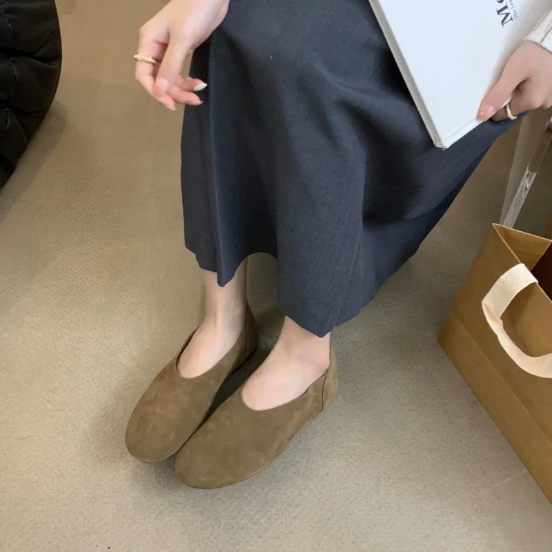 2025 New Women's Moccasins Autumn Soft Woman Solid Color Loafers Simple Causal Ladies Ballet Flat Shoes Non-slip Shallow Shoes