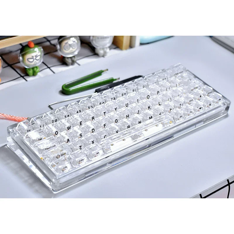 Everglide AE64PRO 자기식 키보드 PCB 0.001 RT 총 174개의 RGB LED, 스파클링크 480Mhz MCU로 구동, GH60 케이스 지원