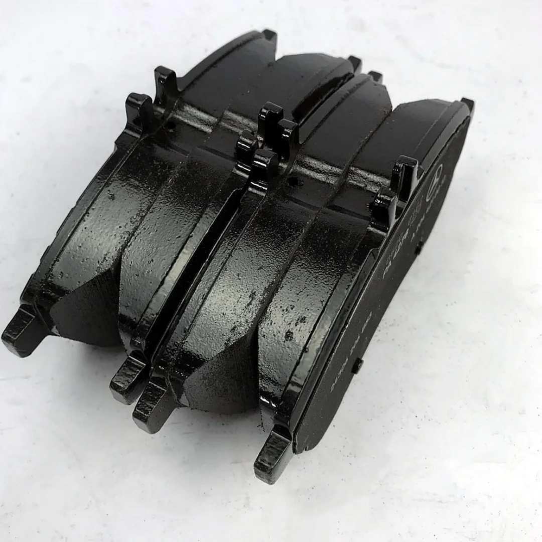 A0064207120 Brake Pads for Mercedes Benz C200 C220 C300 E200 E220 E250 E350 A0004200305 A0074209220 A0054201520 New Original