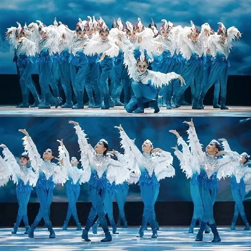 カーニバル衣装 ボリューム満点 青い純正ダチョウ羽根のダンスコスチューム 楽天市場】サンバ 衣装 羽の通販