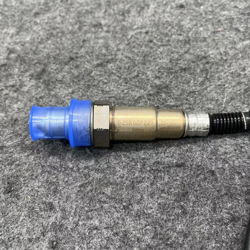 Oxygen Sensor Lambda Sensor 02 For VW Golf VII 7 Audi A3 8V Skoda Octavia III 0258027227 8V0906262C 06K906262AJ