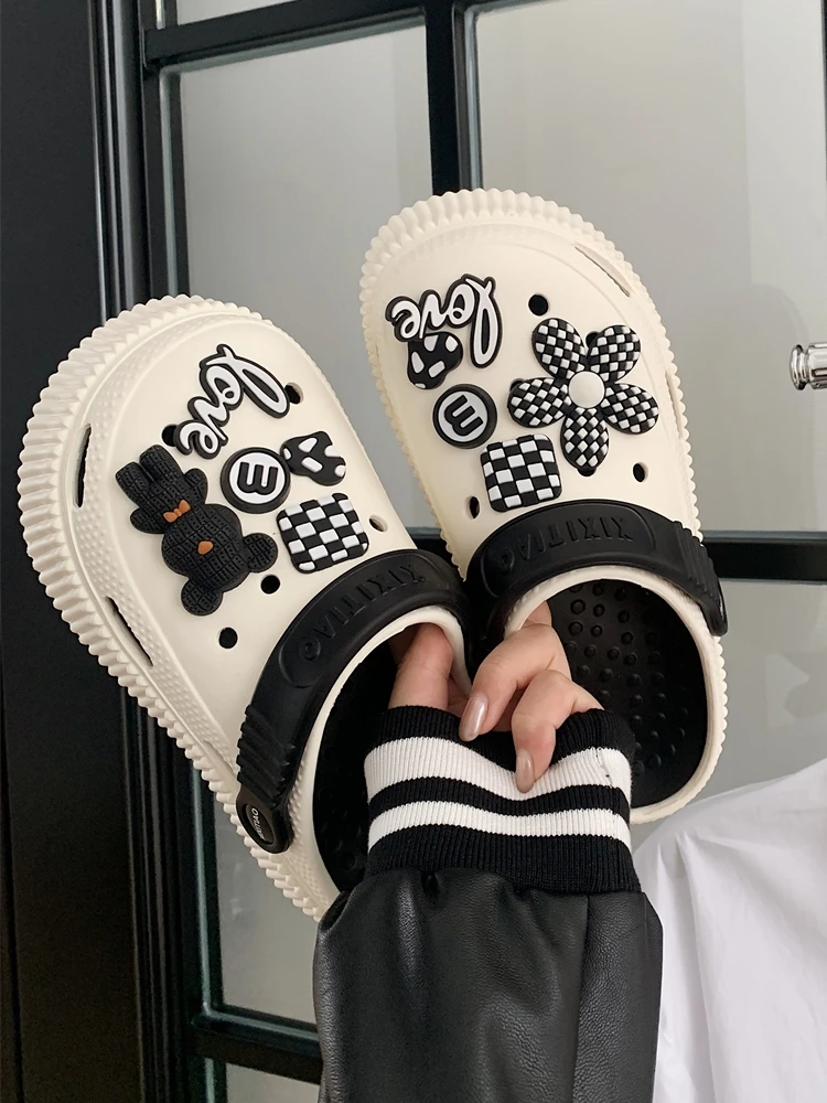 Women Garden Shoes Sandals DIY Hollow Out SlippersDark Black Teddy Bear Plaid Flower Hole Shoes Summer Thick Soled Beach Sandals