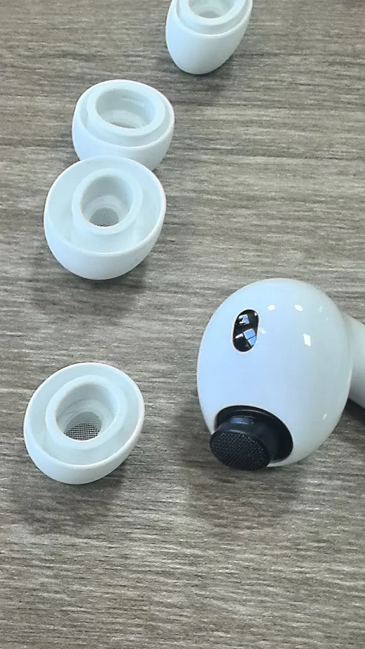 Silicone Ear Tips for Airpods Pro 3 Eartips Airpods Pro 3 Ear tips Airpods Pro 3 Silicone Tips Airpods Pro 3 Silicone Ear Caps