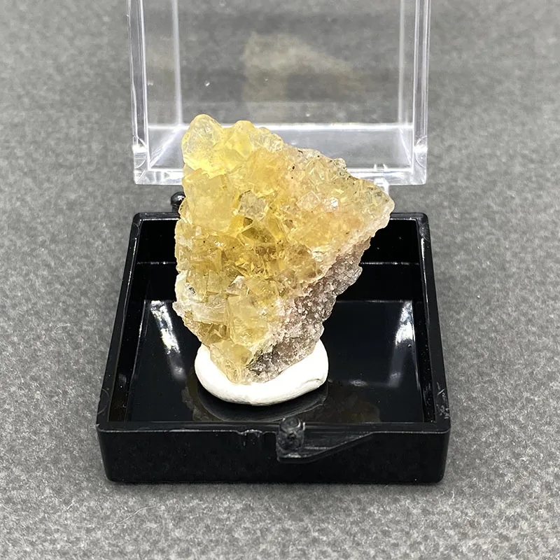 100%  Natural yellow fluorite Mineral Specimens Stones and Crystals Healing Crystal from Spain  +Box size:35*35*35 mm