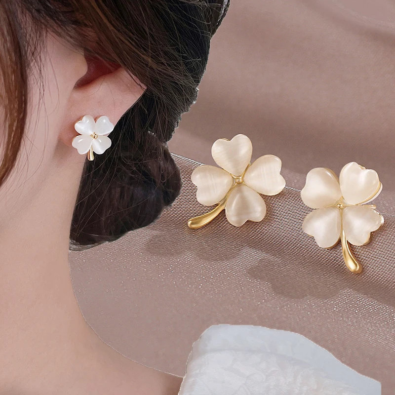 

Four Leaf Clover Opal Stone Stud Earrings for Women 925 Silver Needle Ear Stud Leaves Girl Jewelry Gift Party