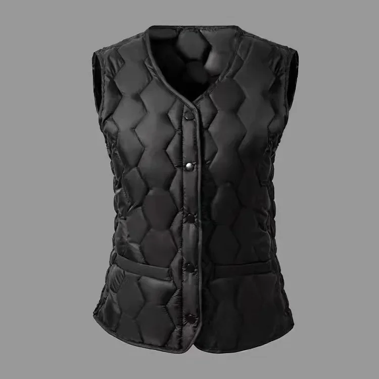 Black [vertical corrugated vest]]