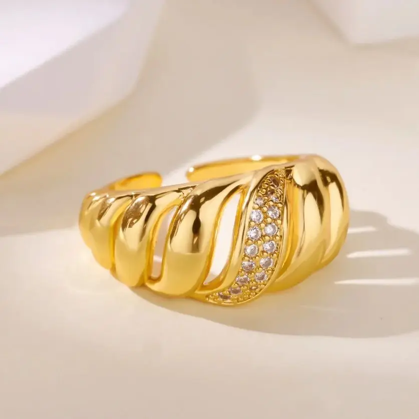 Zircon Croissant Rings 18K Gold-Plated Stainless Steel Couple Ring
