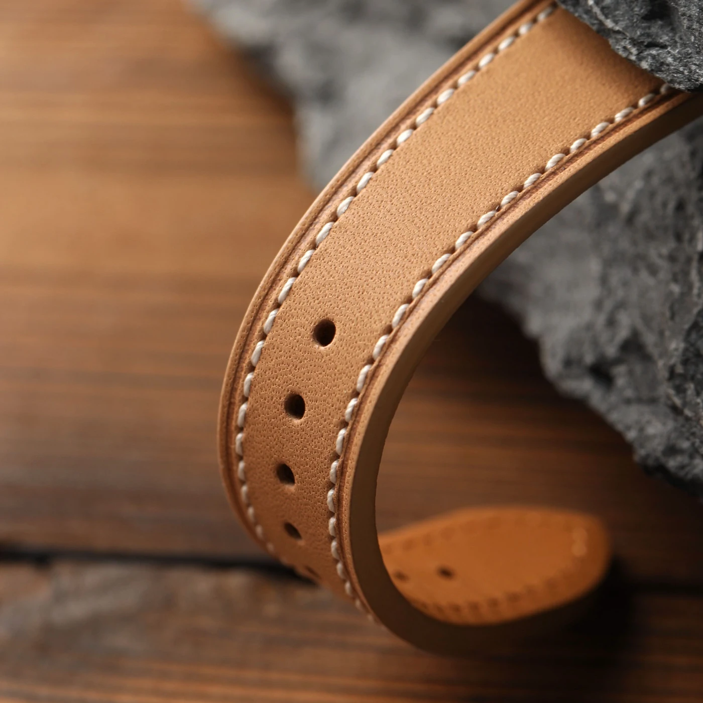 Handmade Original Color Vegetable-Tanned Leather Strap – Quick Detachable, Soft Retro Men's Accessory