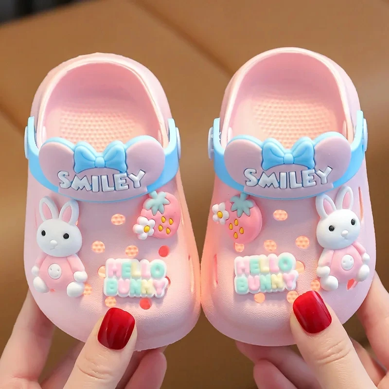 Children's Slippers Summer Cartoon Baby Soft Bottom Hole Shoes Boys And Girls Closed Toe Sandals
