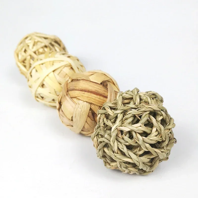 Pet Chew Toys 10 Styles 7CM Chewing Braided Ball Guinea Pig Rabbit Hamster Small Animal Play Interactive Natural Grass Ball