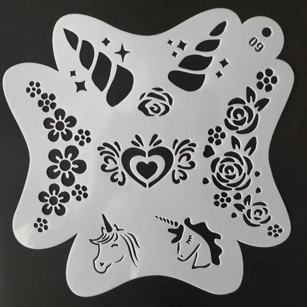 Professional Template 20cm*20cm Decorative Hand Painting Body Art Paint Stencils DIY Makeup Tools For Adults Kids 1 Pcs face painting template henna tattoo stencils