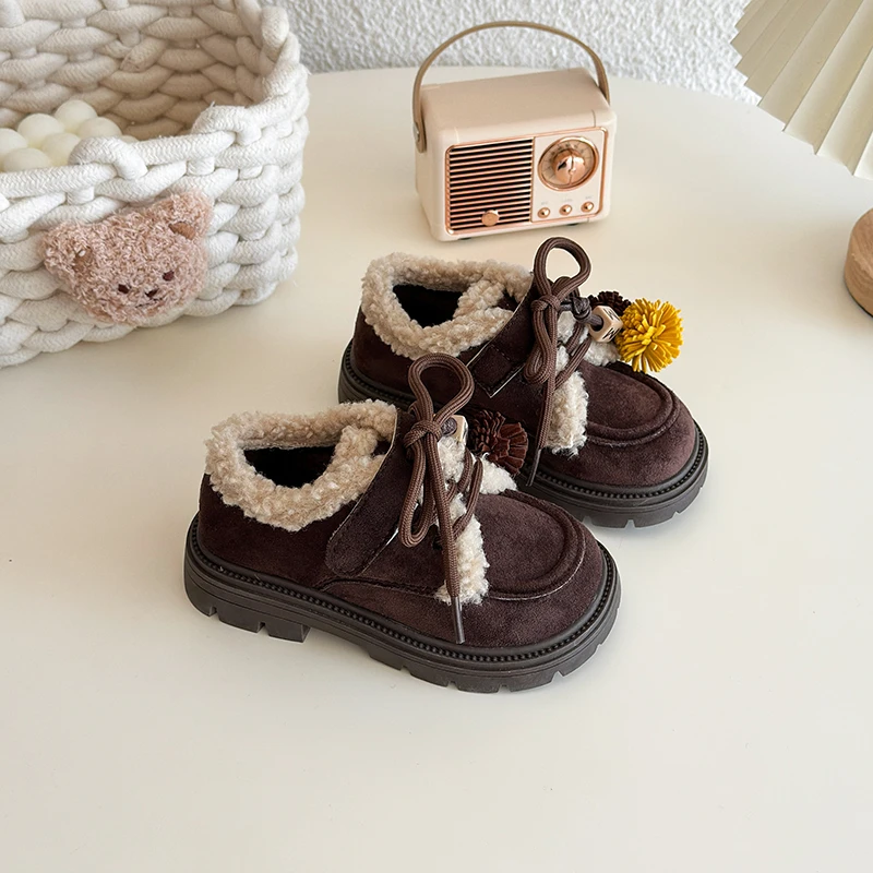 Winter Children's Shoes 2025 New Sweet Hairball Thick Bottom Girls Causal Cotton Shoes Princess Fashion Outdoor Kids Plush Shoes