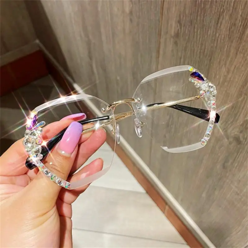 

Vintage Rimless Rhinestone UV400 Sunglasses Fashion Brand Designer Sunglasses Retro Cutting Lens Gradient Sun Glass Female Shade