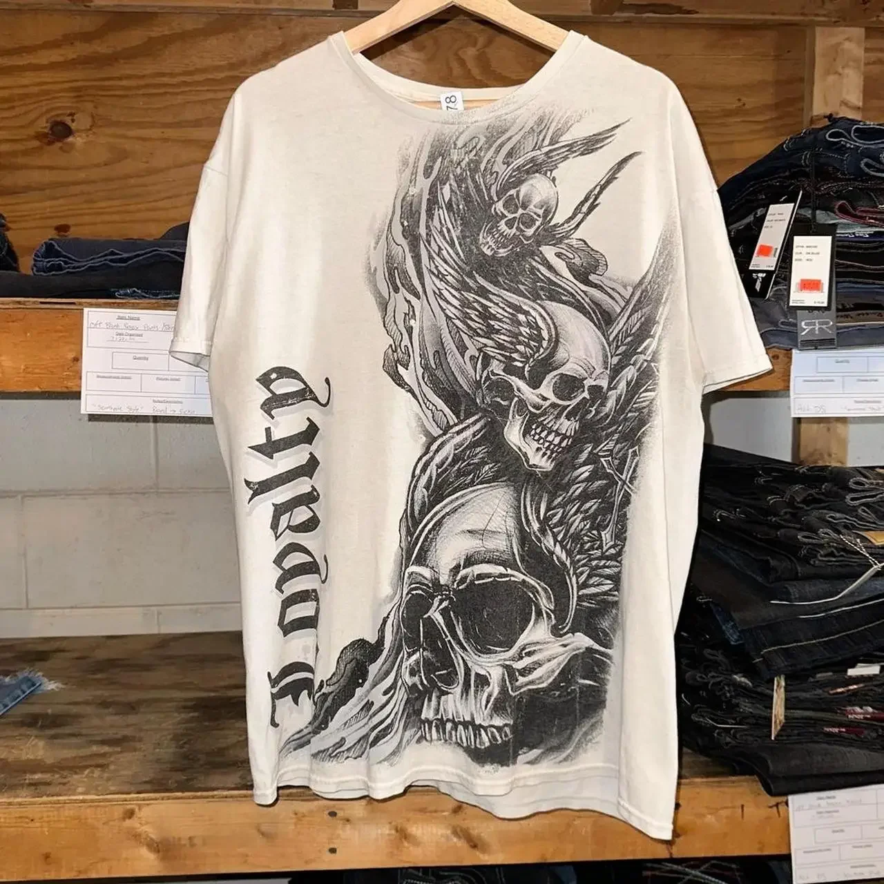 【BREATH】 SKULL WING LOGO TEE SKULL WING LOGO TEE / DUST – BREATH - サイズ 着丈 身幅 肩幅