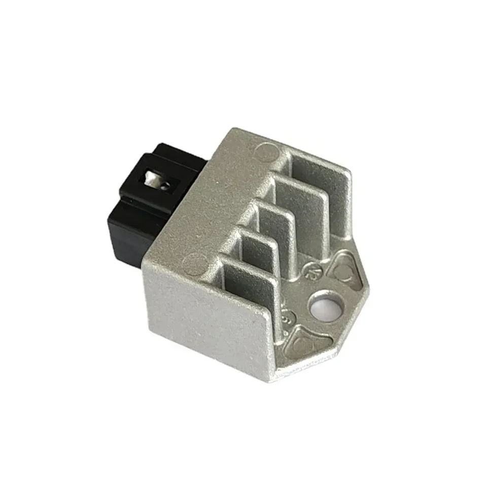 Regolatore Raddrizzatore di Tensione Compatibile con