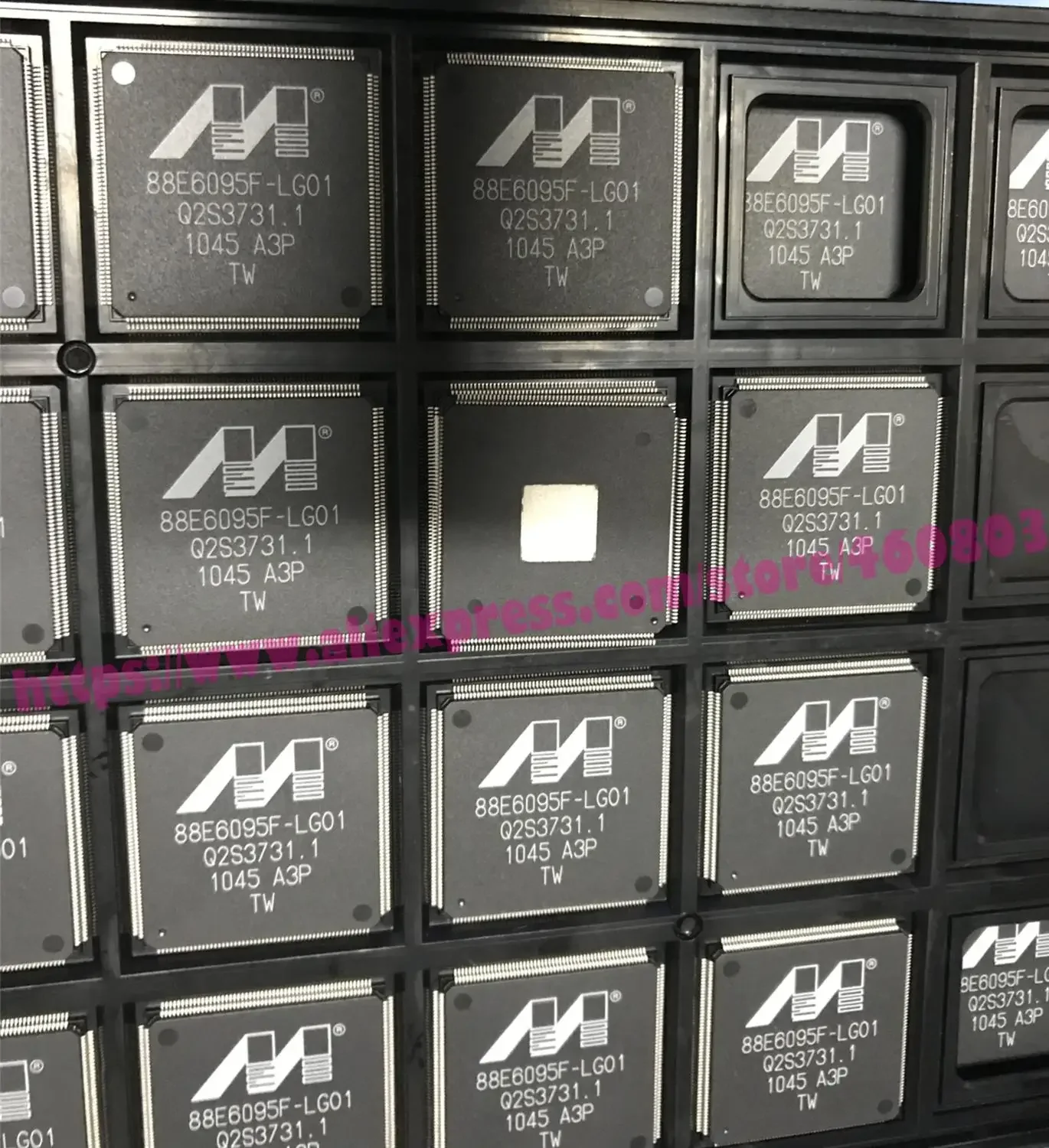 

88E6095F-LG01 Новый и оригинальный 88E6095F-LGo1