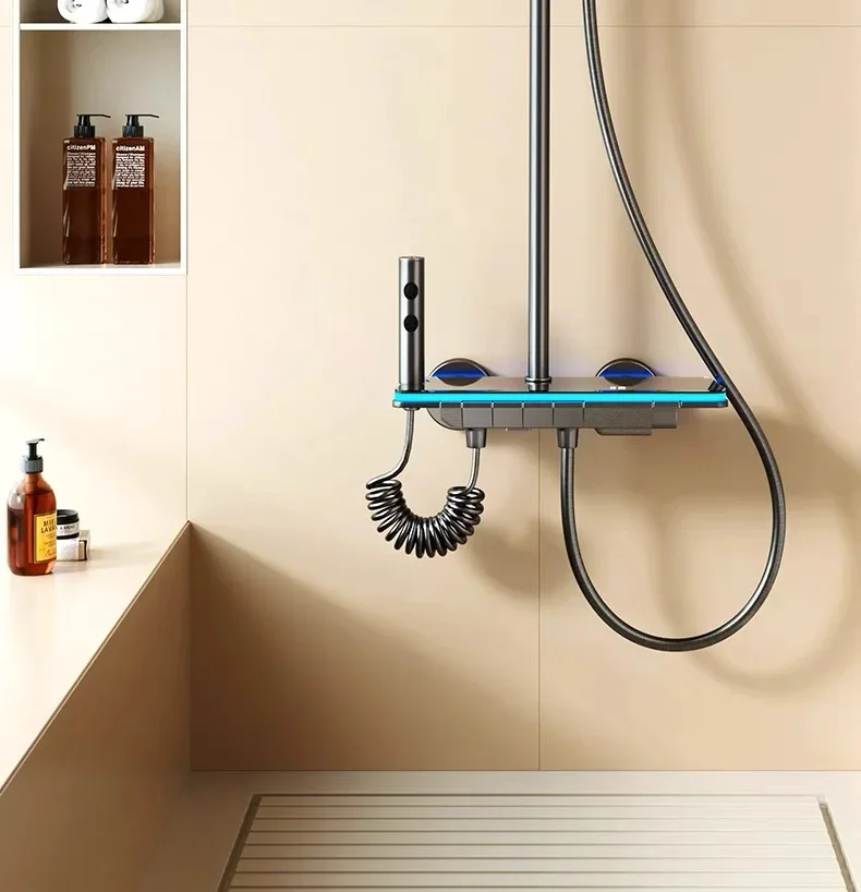 Description Picture 3 of item2024 Silvery Home Bathroom Pressurized Shower set, Real-time Temperature Display, Copper Material, shower head, faucet set