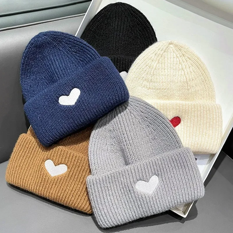 Unisex Heart Embroidery Winter Hat Thick Warm Soft Fleece Beanie Lightweight Stretchy Comfortable Fashionable Design