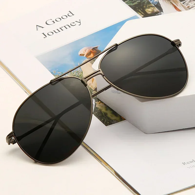 

Vintage Aviator Polarized Sunglasses Men's Fashion Designer Eyeglasses Eye Protection Sun Protection and Windproof Sunglasses