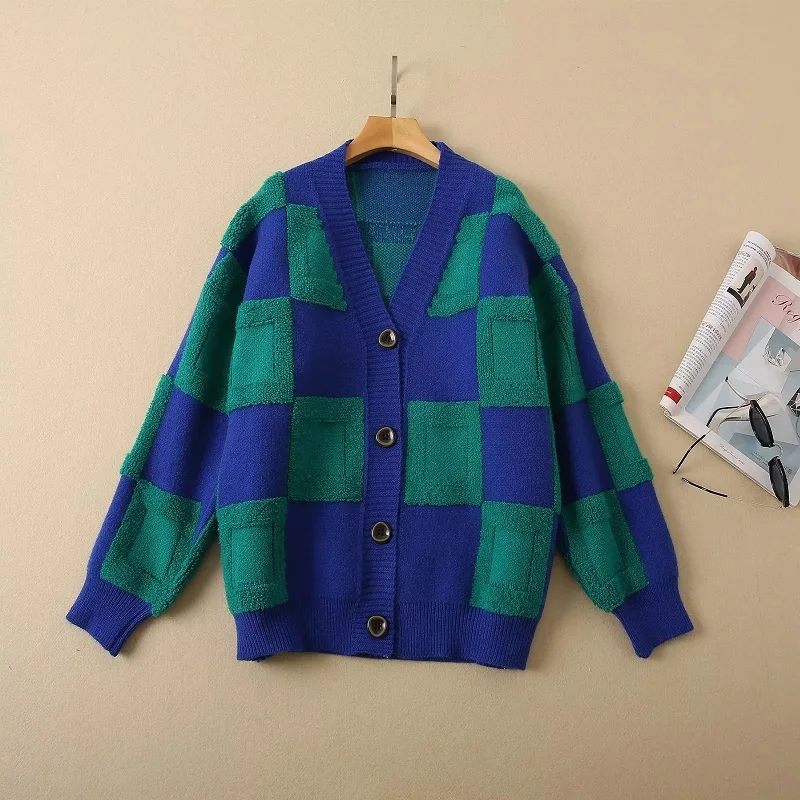 

2022 Autumn Winter Cardigan Jackets High Quality Knitwear Women V-Neck Geometric Patterns Knitting Long Sleeve Green Red Coat