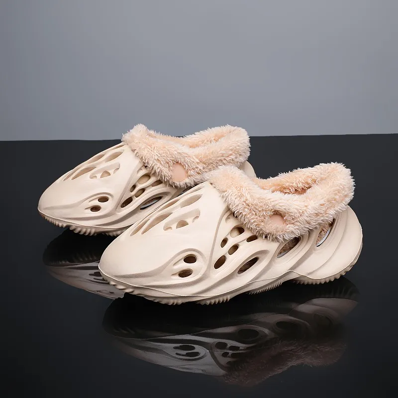 

Winter Children's Slippers With Cotton For Boys And Girls To Keep Warm At Home Hole Shoes For Parent-child Shoes With Cotton