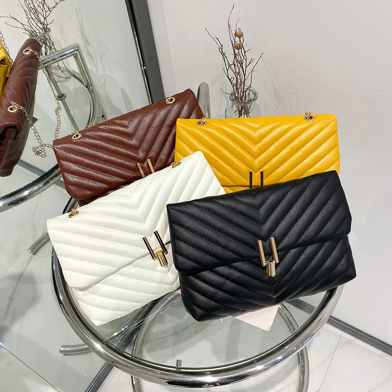 

2022 New Style Women's Shoulder Chain Bag Large Capacity Crossbody Bags Soft Leather Lady Trend Designer Phone Bag Sac A Main
