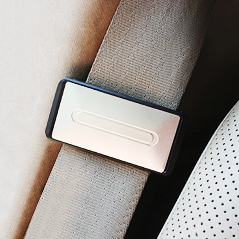 Bodhi2000 2 Pcs Car Plastic Seat Belt Clips Safety Adjustable Stopper Buckle 