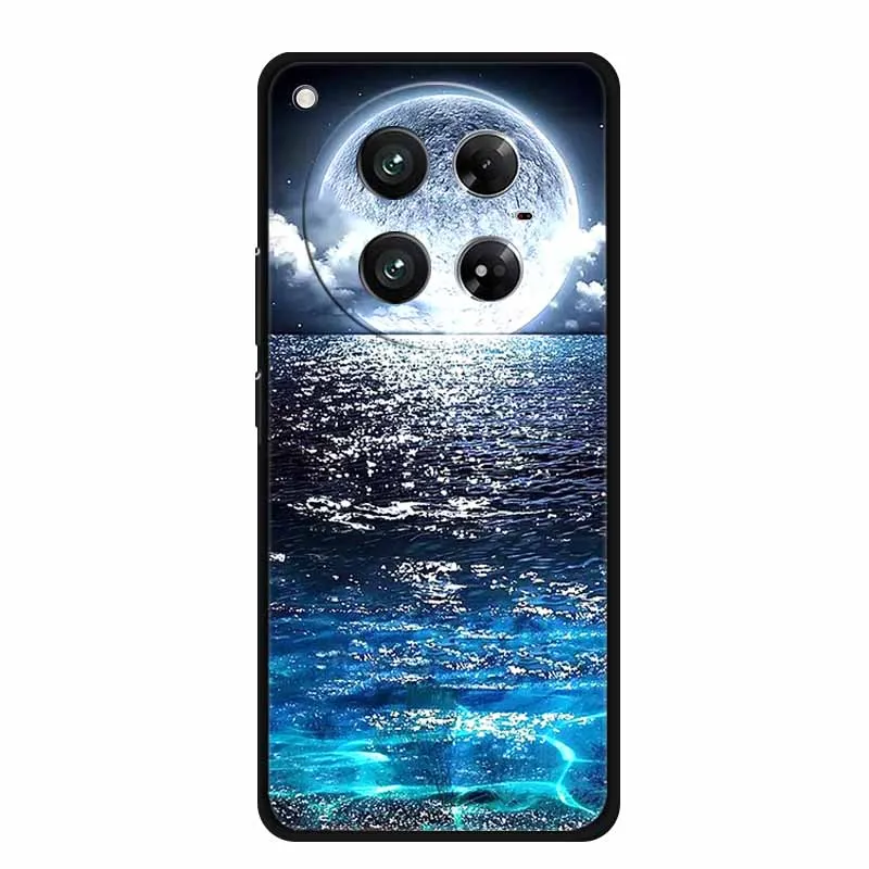 Stylish Black Silicone Soft Back Cover for Smartphones - 6.78  Capa