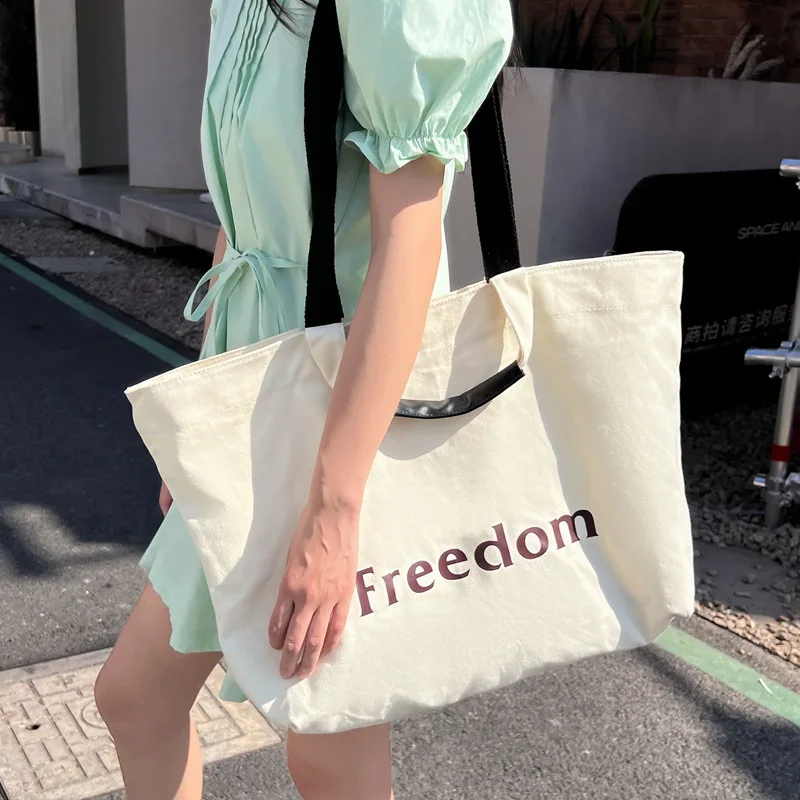 

CGCBAG Lage Capacity Women Canvas Shopper Shoulder Bag 2023 Fashion Female Tote Bag Simple Commuting Designer Ladies Handbags